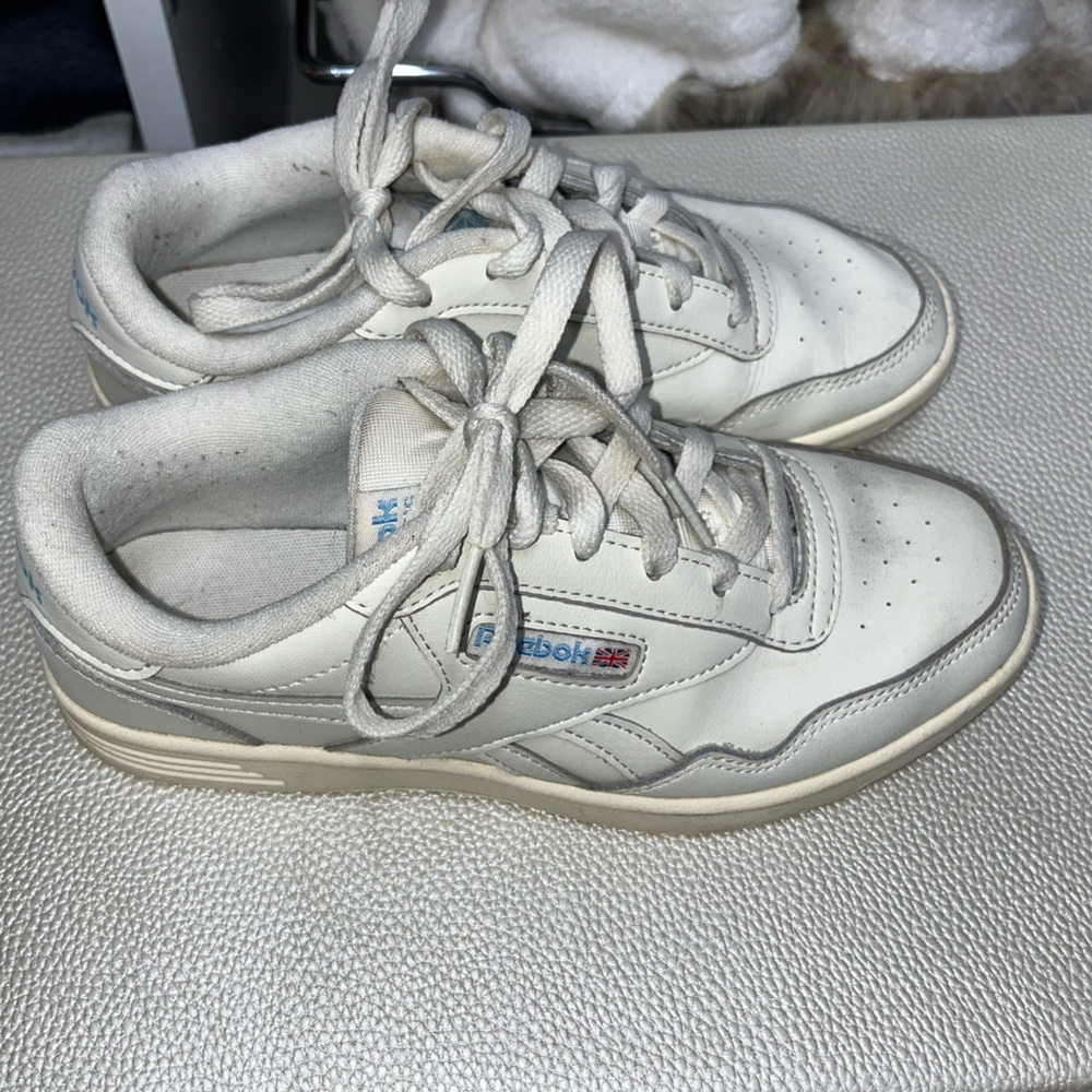 Rebook Sneakers